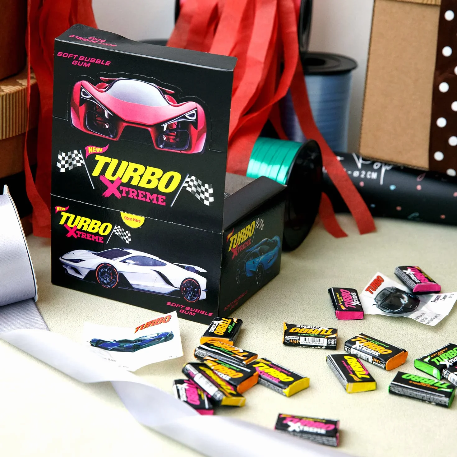 Guma do żucia Turbo Xtreme Miękkie Bubble Gum Retro upominków importowanych urodzin Słodycze (Full Box 100psc)